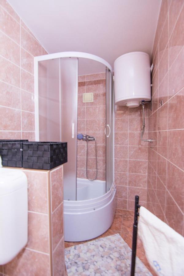 Sobe Rolo Uz More Hotel Biograd Na Moru Luaran gambar
