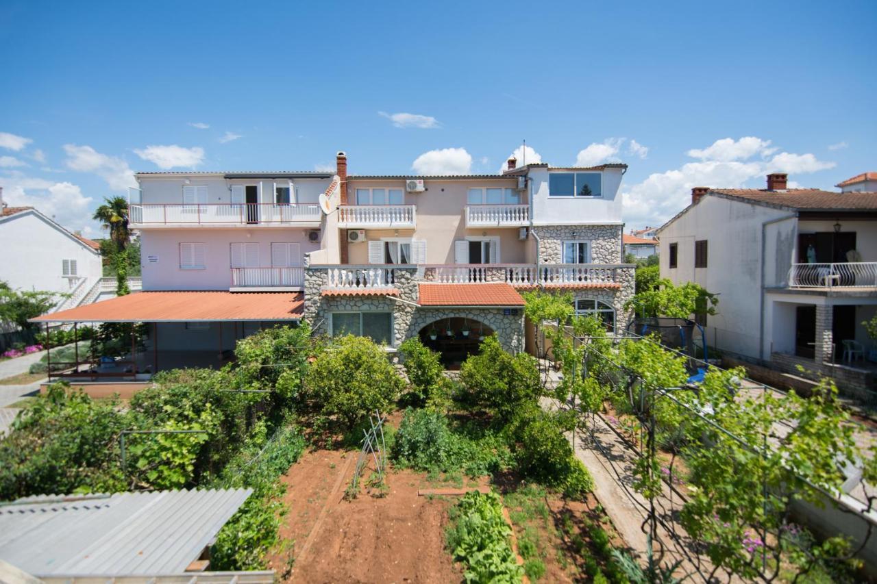 Sobe Rolo Uz More Hotel Biograd Na Moru Luaran gambar